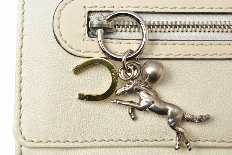 クロエ 財布/長財布 Chloe 財布 ヴィンテージ ケララ ホースチャーム オフホワイト 7AP301【中古】