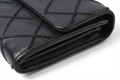 シャネル 財布 二つ折り CHANEL 長財布 ワイルドステッチ ブラック【中古】