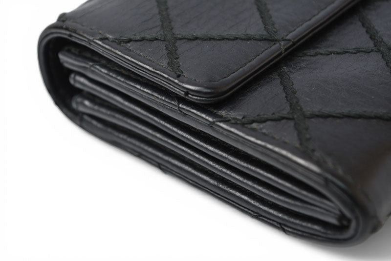 シャネル 財布 二つ折り CHANEL 長財布 ワイルドステッチ ブラック【中古】