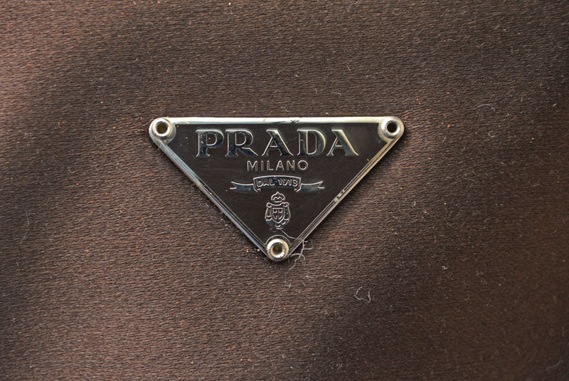 プラダ ポーチ/ハンドバッグ PRADA 小物入れ サテン ヴィンテージ ダークブラウン ハンドストラップ メンズ/レディース【中古】
