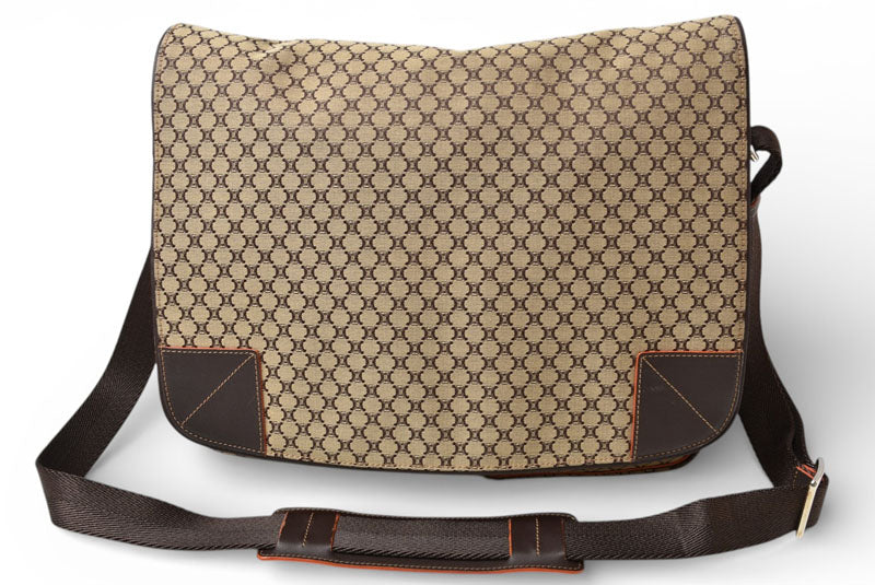 セリーヌ ショルダーバッグ CELINE マカダム柄 メッセンジャーバッグ A4対応 ブラウン/ベージュ【中古】