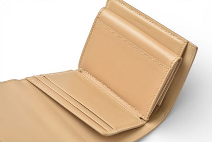 セリーヌ 財布/ミニ財布 CELINE レディース 三つ折り財布 ベージュ SMALL TRIFOLD WALLET 10B57【中古】