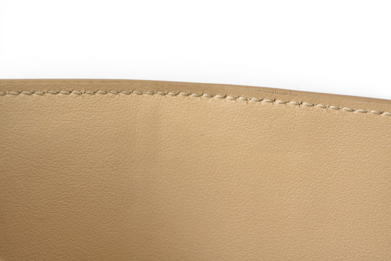 セリーヌ 財布/ミニ財布 CELINE レディース 三つ折り財布 ベージュ SMALL TRIFOLD WALLET 10B57【中古】