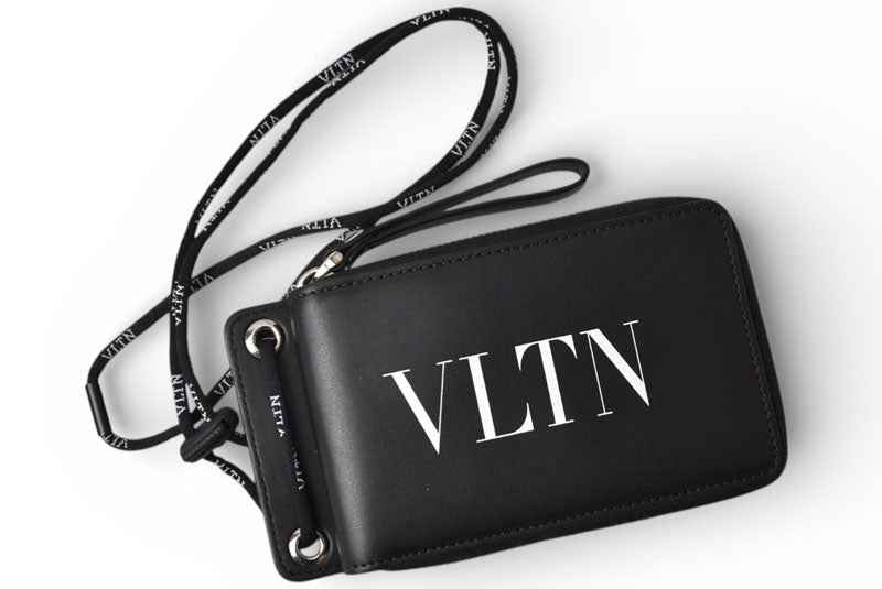 ヴァレンティノ 財布 VALENTINO 折財布 バレンチノ 二つ折り VLTN ロゴ Y2P0P90 ネックホルダー ブラック メンズ/レディース【中古】