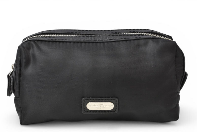 フェラガモ コスメポーチ/トラベルポーチ Salvatore Ferragamo 香水ノベルティポーチ ナイロン/ブラック【中古】