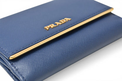 プラダ 財布/三つ折り PRADA 折財布 1M0523 SAFFIANO METAL/型押しレザー BLUETTE/ブルー【中古】