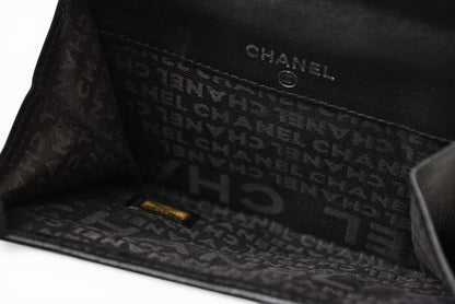 シャネル 財布/二つ折り CHANEL 折財布 ラムスキン アイコン ブラック【中古】
