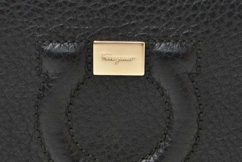 サルヴァトーレフェラガモ 財布/ミニ財布 CITY GANCIO シティ ガンチーニ Salvatore Ferragamo ブラック 22D514【中古】