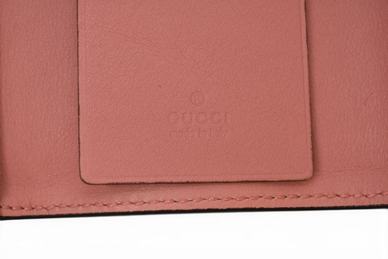 グッチ キーケース/キーホルダー GUCCI 6連 ラブリー 257217 ハートシェープ/インターロッキングG ダスティピンク レディース【中古】