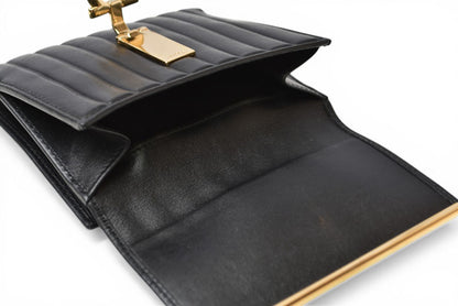 サルヴァトーレフェラガモ 財布/三つ折 Salvatore Ferragamo 折財布 ガンチーニ/ブラック JI-22 C292【中古】
