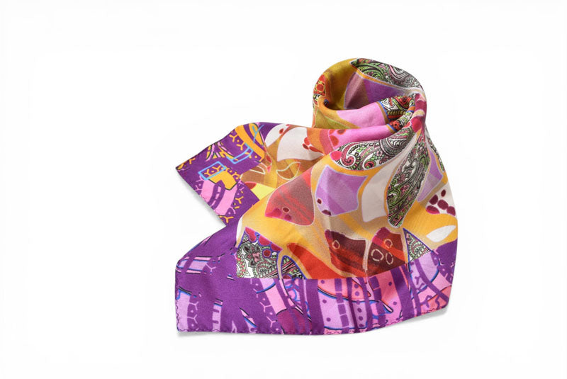 エトロ ポケットチーフ/ハンカチ ETRO シルク100％ ミニスカーフ ペイズリー イタリア製 ETRO【中古】
