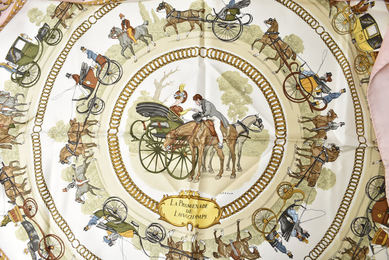 エルメス スカーフ カレ90 ロンシャンへの散歩 LA PROMENADE DE LONGCHAMPS シルク100％ ライトピンク ヴィンテージ レディース HERMES【中古】
