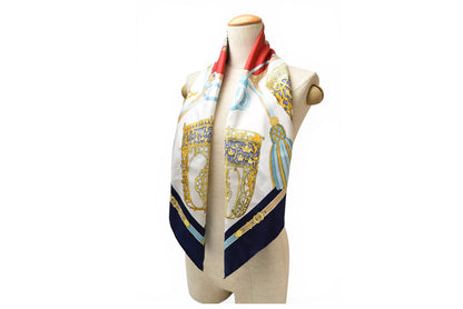エルメス スカーフ カレ90 LES MUSEROLLES/鼻革 HERMES シルク100％ ネイビー/ホワイト【中古】