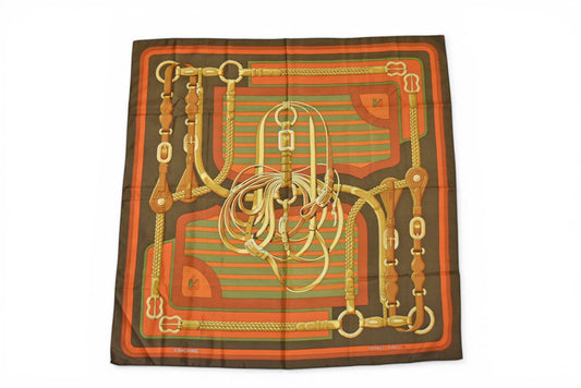 エルメス スカーフ カレ90 コーチング・フォーエバー HERMES シルク100％ オレンジ/カーキ【中古】