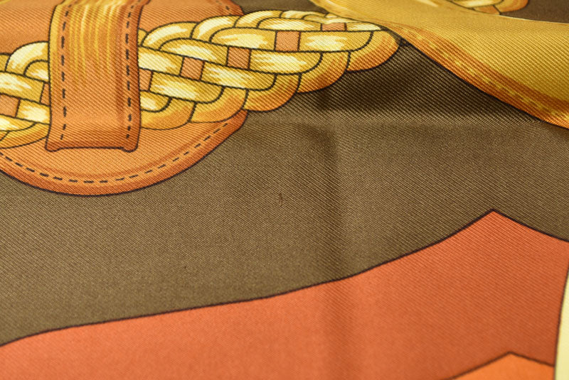 エルメス スカーフ カレ90 コーチング・フォーエバー HERMES シルク100％ オレンジ/カーキ【中古】