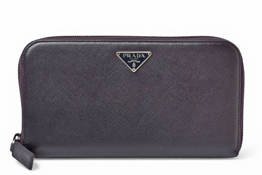 プラダ アウトレット 財布 PRADA 長財布/ラウンドファスナー M506 SAFFIANO/スート PRUGNA【中古】