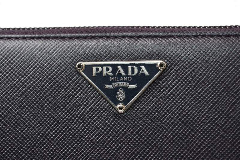 プラダ アウトレット 財布 PRADA 長財布/ラウンドファスナー M506 SAFFIANO/スート PRUGNA【中古】