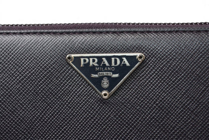 プラダ アウトレット 財布 PRADA 長財布/ラウンドファスナー M506 SAFFIANO/スート PRUGNA【中古】