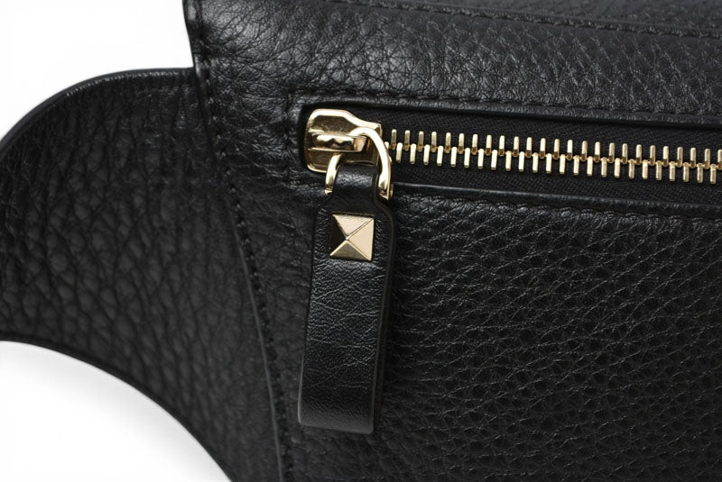 ヴァレンティノ ガラヴァーニ ロックスタッズ ボディバッグ ベルトバッグ RW2B0D15 レザー ブラック ユニセックス VALENTINO GARAVANI【中古】