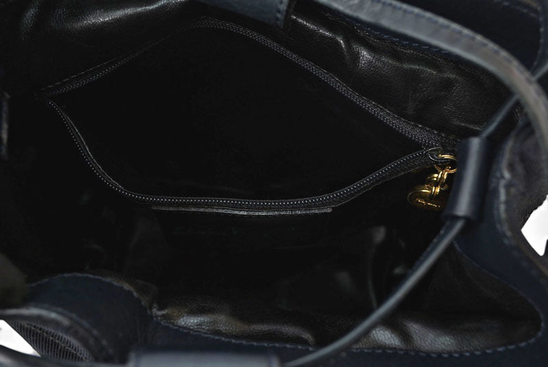 Salvatore Ferragamo サルヴァトーレフェラガモ ヴィンテージ 巾着 ショルダーバッグ ブラック レディース ドローストリング 【中古】