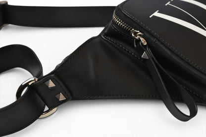 VALENTINO ヴァレンティノ レザー ベルトバッグ/ボディバッグ メンズ ブラック ホワイト 2Y2B0719 WJW ウエストバッグ クロスボディ【中古】