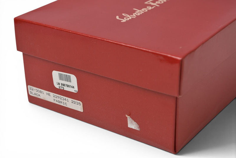 フェラガモ 未使用 ヴィンテージ コスメポーチ/トラベルポーチ Salvatore Ferragamo キャンバス/レザー レッド HE22 3081【中古】