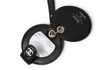 シャネル CHANEL VIP限定 ノベルティ ネームタグ マトラッセ ラウンド 黒 ラムスキン ストラップ付 ゴールド金具【中古】