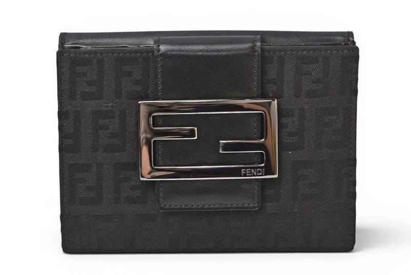 フェンディ 財布/二つ折 FENDI 折財布 8M0035 ZUCCA/ズッカ柄 ブラック【中古】
