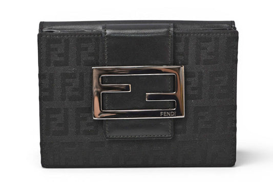 フェンディ 財布/二つ折 FENDI 折財布 8M0035 ZUCCA/ズッカ柄 ブラック【中古】