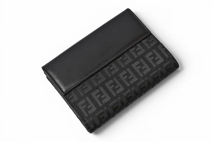 フェンディ 財布/二つ折 FENDI 折財布 8M0035 ZUCCA/ズッカ柄 ブラック【中古】