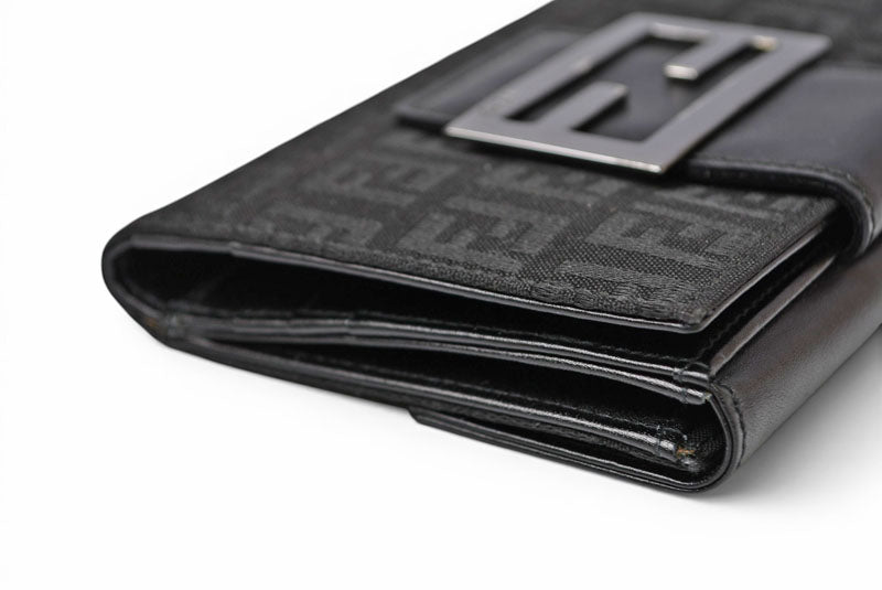 フェンディ 財布/二つ折 FENDI 折財布 8M0035 ZUCCA/ズッカ柄 ブラック【中古】