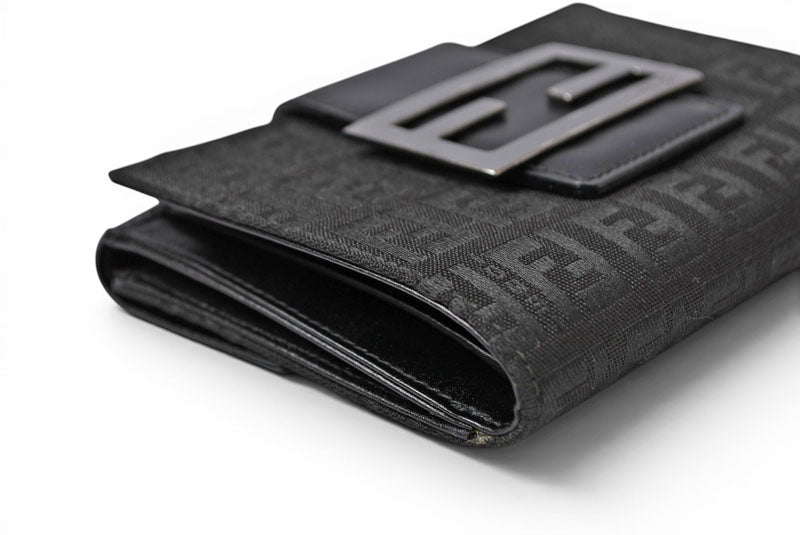 フェンディ 財布/二つ折 FENDI 折財布 8M0035 ZUCCA/ズッカ柄 ブラック【中古】
