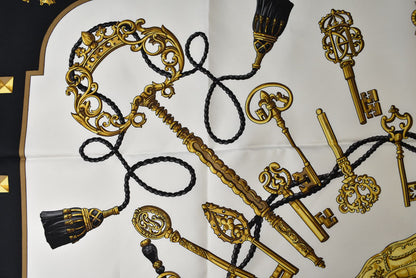 エルメス 未使用 カレ90 スカーフ 鍵柄/LES CLES HERMES ヴィンテージ スカーフ ブラック/ホワイト レディース【中古】