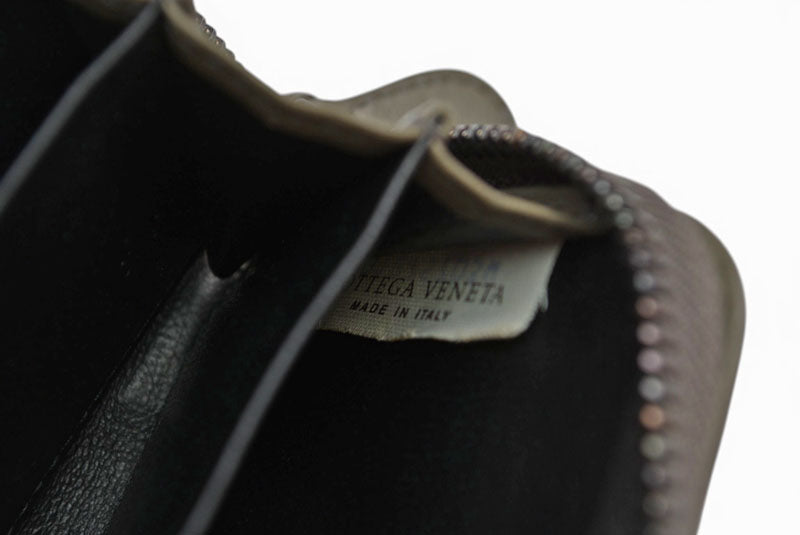 ボッテガヴェネタ カードケース/コインケース BOTTEGA VENETA ミニ財布 イントレチャート レザー カーキグレー 114075【中古】