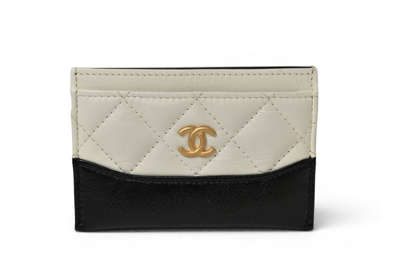 シャネル カードケース/名刺入れ CHANEL ガブリエル キルティング ラムスキン/カーフスキン ホワイト/ブラック【中古】