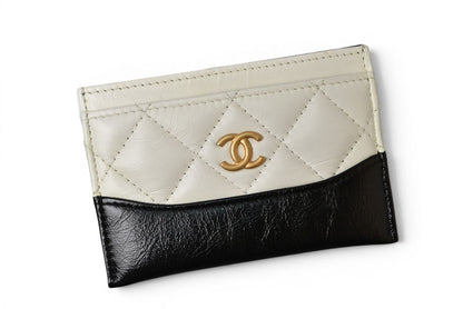 シャネル カードケース/名刺入れ CHANEL ガブリエル キルティング ラムスキン/カーフスキン ホワイト/ブラック【中古】