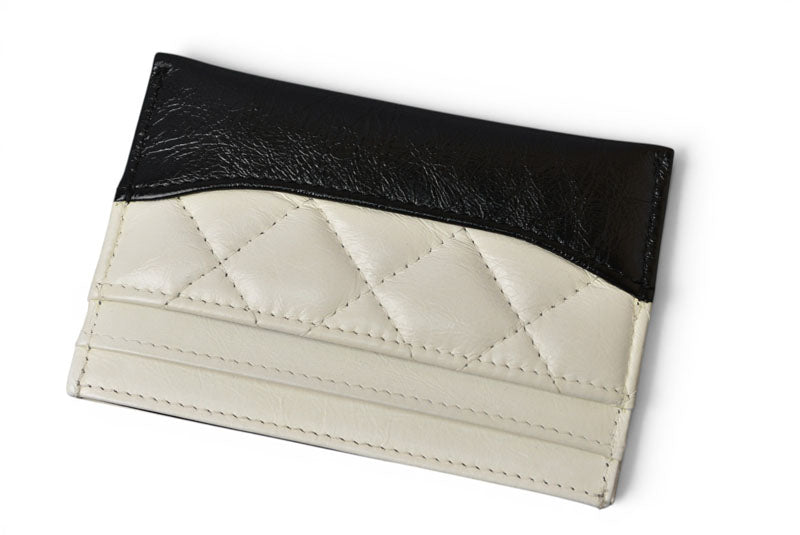 シャネル カードケース/名刺入れ CHANEL ガブリエル キルティング ラムスキン/カーフスキン ホワイト/ブラック【中古】