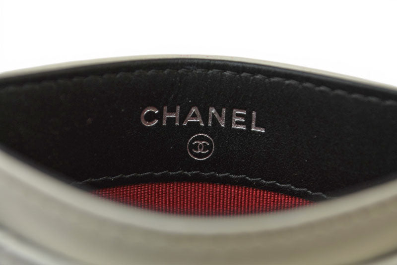 シャネル カードケース/名刺入れ CHANEL ガブリエル キルティング ラムスキン/カーフスキン ホワイト/ブラック【中古】