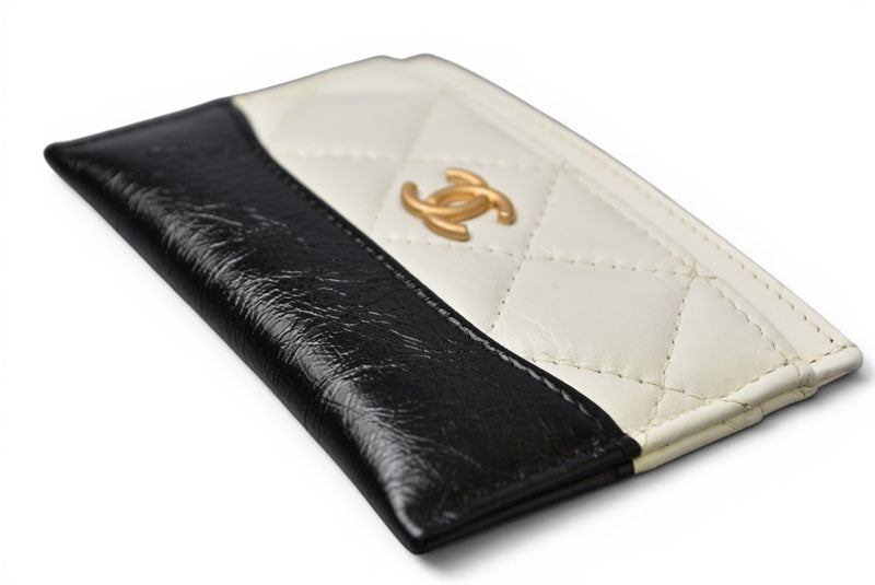 シャネル カードケース/名刺入れ CHANEL ガブリエル キルティング ラムスキン/カーフスキン ホワイト/ブラック【中古】