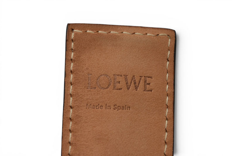 ロエベ ブレスレット/バングル LOEWE アナグラム 119.19.337 SLAP スラップ ブレスレット オレンジ【中古】