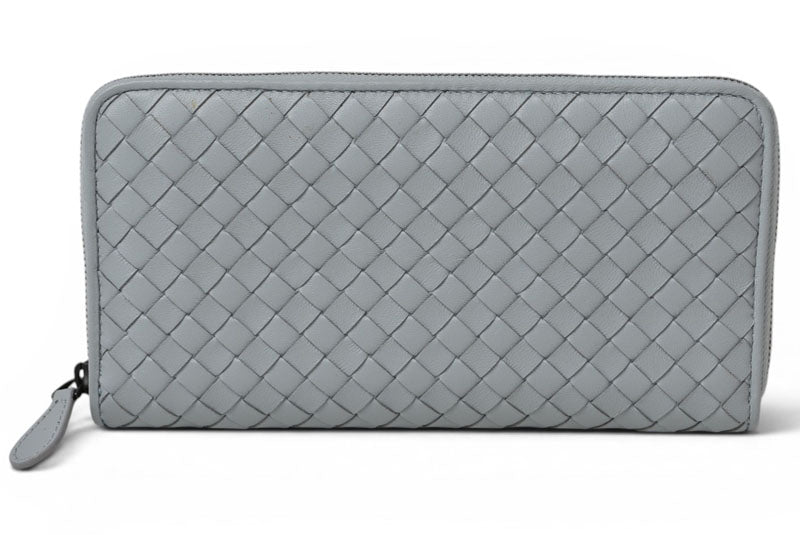 ボッテガヴェネタ 未使用 財布 BOTTEGA VENETA 長財布/ラウンドファスナー式 イントレチャート アイスブルー【中古】