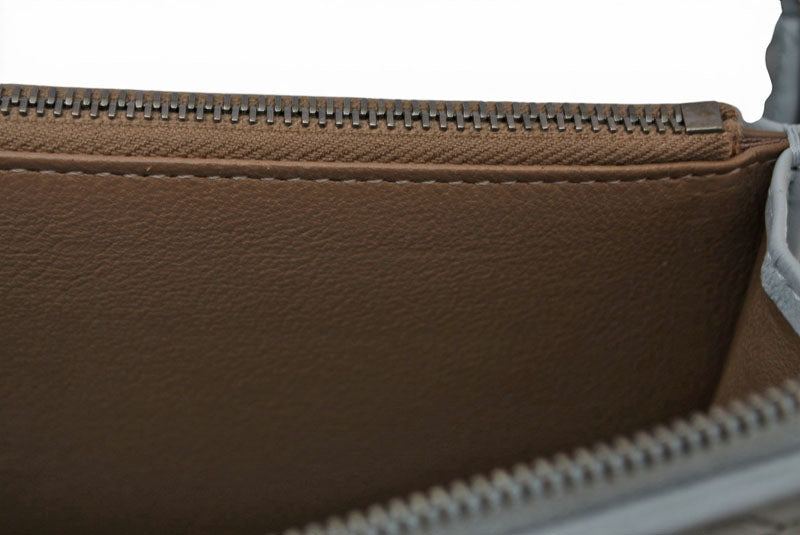 ボッテガヴェネタ 未使用 財布 BOTTEGA VENETA 長財布/ラウンドファスナー式 イントレチャート アイスブルー【中古】