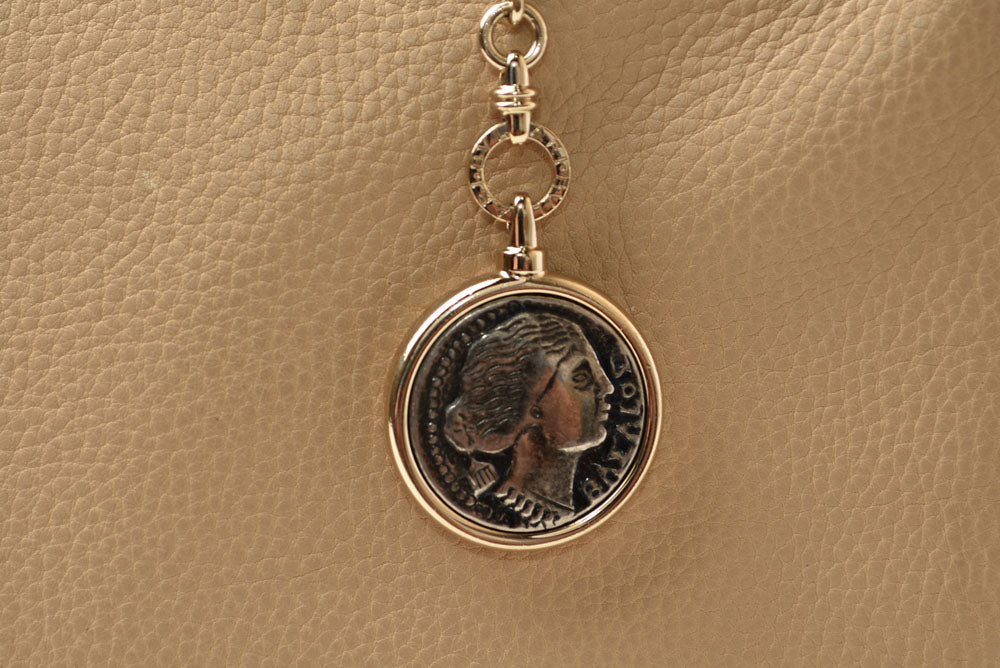 ブルガリ トートバッグ BVLGARI モネーテ レザー チェーントートバッグ ベージュ レディース【中古】