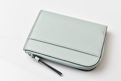 ジミーチュウ 財布 二つ折り JIMMY CHOO 財布 カーフレザー ダイヤモンド コンパクトウォレット ブルー【中古】