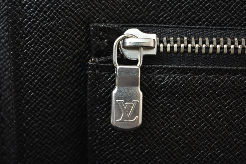 ルイヴィトン 財布 廃番品 LOUIS VUITTON トラベルケース/長財布 オーガナイザー・アトール タイガ アルドワーズ M30652 メンズ【中古】