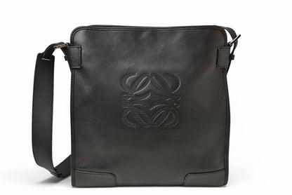 ロエベ ショルダーバッグ ヴィンテージ LOEWE アナグラム A4対応 バッグ レザーブラック【中古】