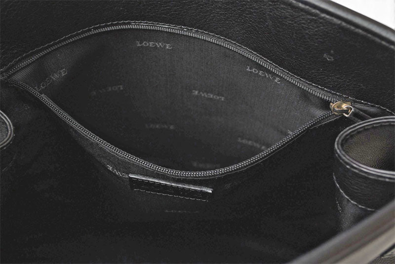 ロエベ ショルダーバッグ ヴィンテージ LOEWE アナグラム A4対応 バッグ レザーブラック【中古】
