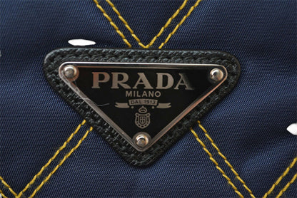 プラダ クラッチバッグ/セカンドバッグ 2NE007 ナイロン/レザー ネイビー/ブラック ポーチ ハンドストラップ付 PRADA メンズ/レディース【中古】