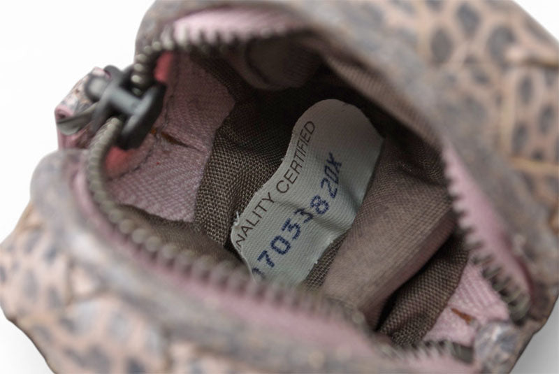 ボッテガヴェネタ 未使用 キーホルダー/コインケース/ミニポーチ BOTTEGA VENETA イントレチャート 474569 ベビーピンク系 スネーク柄【中古】