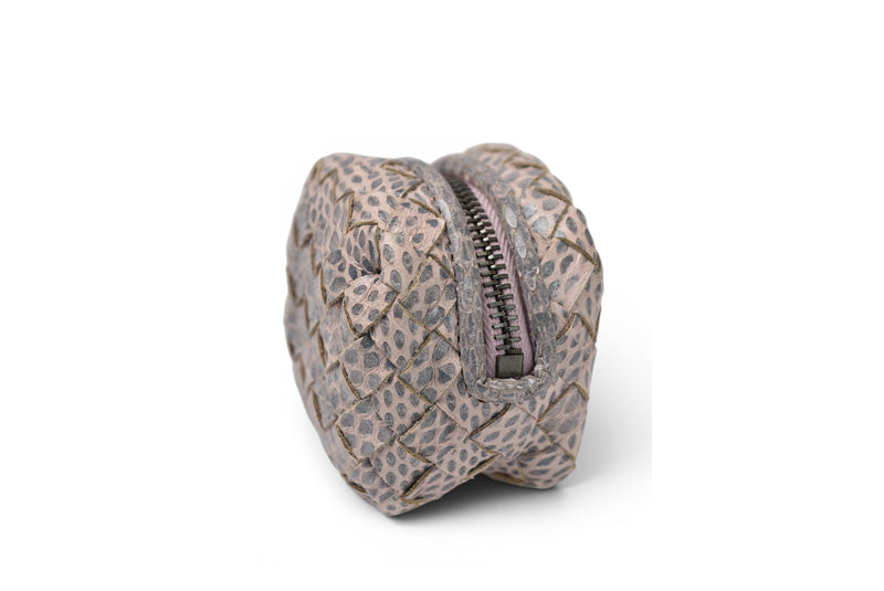 ボッテガヴェネタ 未使用 キーホルダー/コインケース/ミニポーチ BOTTEGA VENETA イントレチャート 474569 ベビーピンク系 スネーク柄【中古】